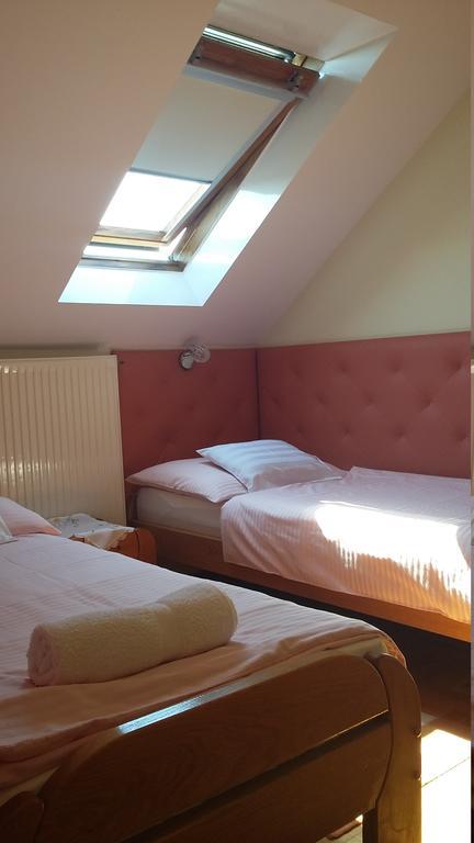 Bundics Vendeghazak Bed & Breakfast Lenti Exterior foto