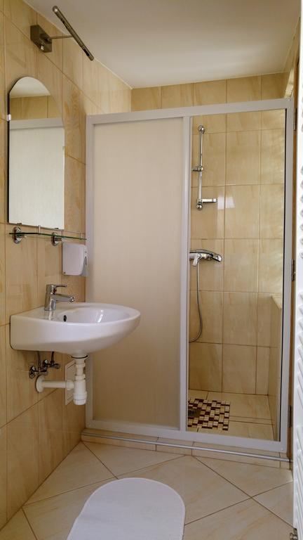 Bundics Vendeghazak Bed & Breakfast Lenti Exterior foto