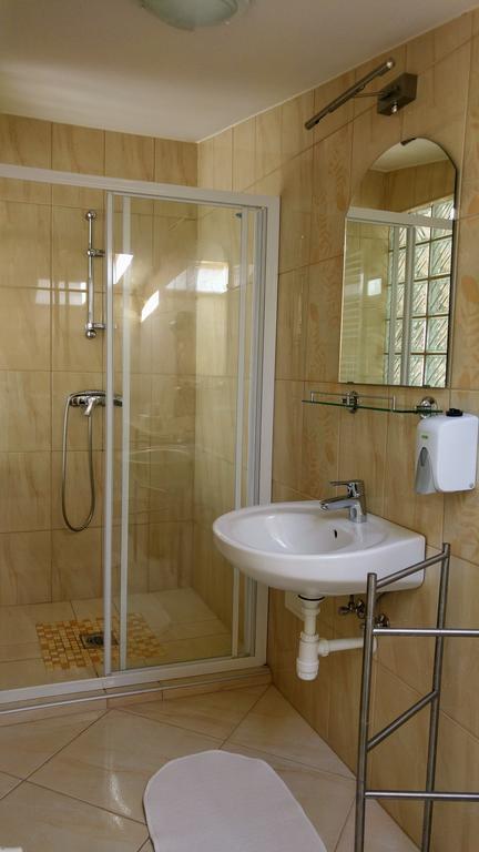 Bundics Vendeghazak Bed & Breakfast Lenti Exterior foto